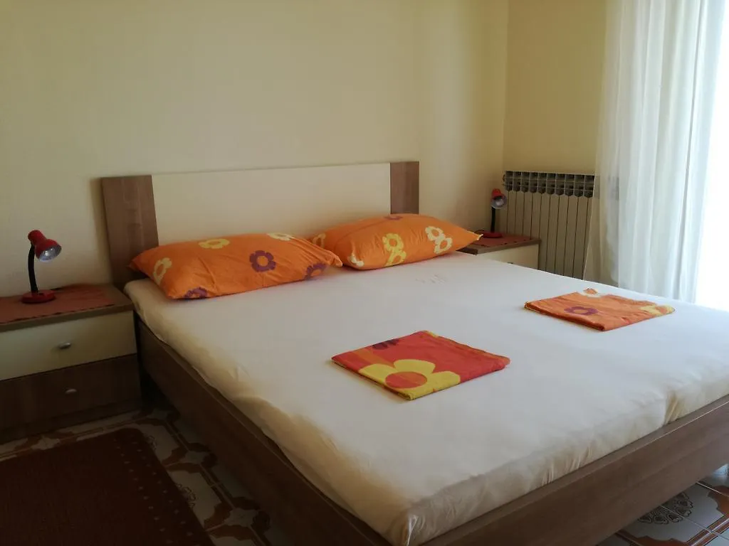 Apartments Dragan Trogir